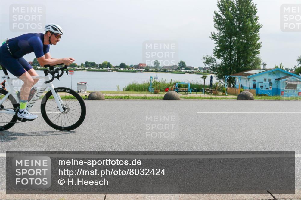 21.06.2025 - 27. Vierlanden-Triathlon H.Heesch http://msf.ph/oto/8032424 15.06.2025 11:36:58 Radfahren 123, 642 meine-sportfotos.de