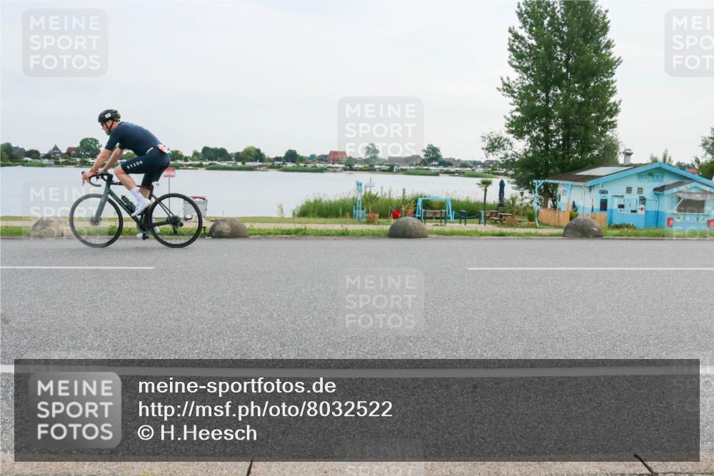 15.06.2025 - 27. Vierlanden-Triathlon H.Heesch http://msf.ph/oto/8032522 15.06.2025 10:40:12 Radfahren 43, 219 meine-sportfotos.de