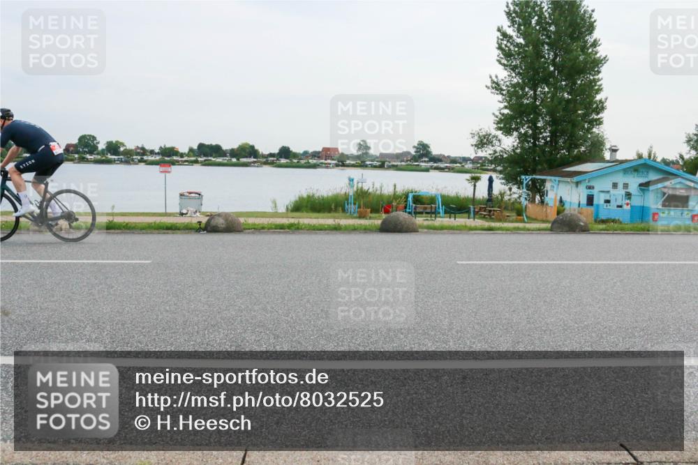 15.06.2025 - 27. Vierlanden-Triathlon H.Heesch http://msf.ph/oto/8032525 15.06.2025 10:40:12 Radfahren 43, 219 meine-sportfotos.de