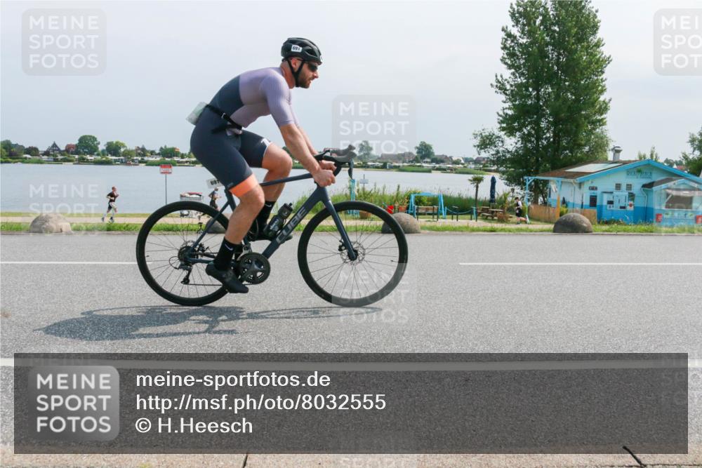 21.06.2025 - 27. Vierlanden-Triathlon H.Heesch http://msf.ph/oto/8032555 15.06.2025 11:37:52 Radfahren 691, 759, 854, 900 meine-sportfotos.de