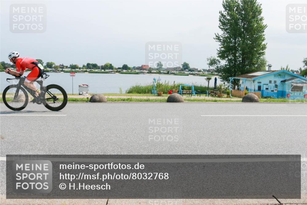 21.06.2025 - 27. Vierlanden-Triathlon H.Heesch http://msf.ph/oto/8032768 15.06.2025 11:39:00 Radfahren 227, 732, 755 meine-sportfotos.de
