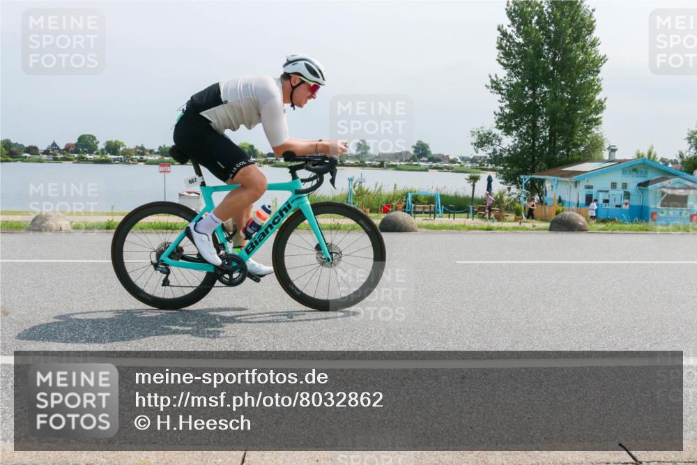 21.06.2025 - 27. Vierlanden-Triathlon H.Heesch http://msf.ph/oto/8032862 15.06.2025 11:39:19 Radfahren 220, 641, 667, 723, 746, 808 meine-sportfotos.de