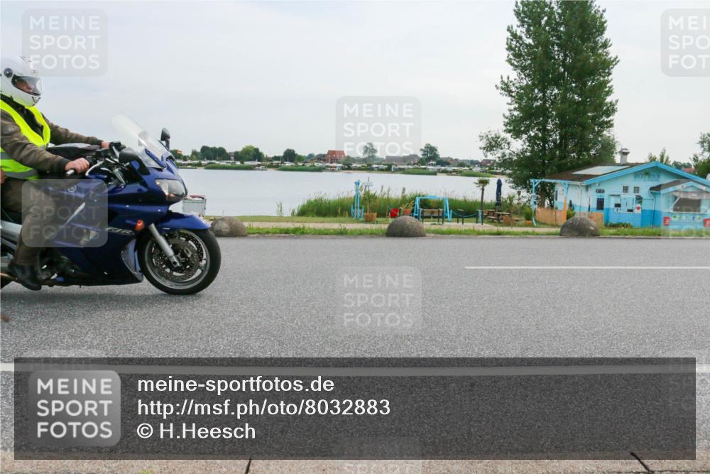 15.06.2025 - 27. Vierlanden-Triathlon H.Heesch http://msf.ph/oto/8032883 15.06.2025 10:40:39 Radfahren 9, 253, 309, 341 meine-sportfotos.de