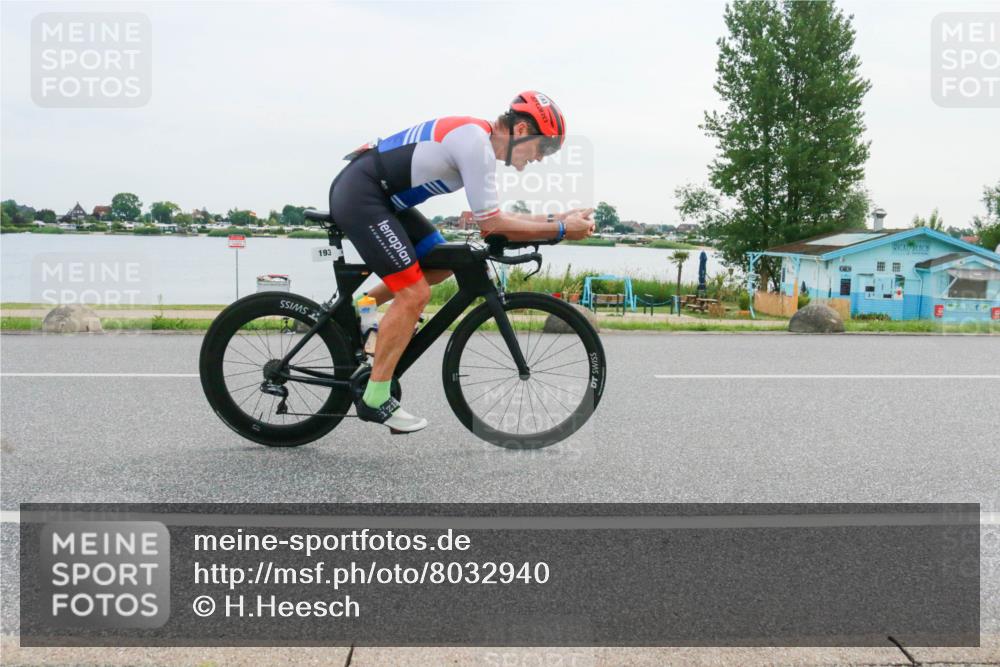 15.06.2025 - 27. Vierlanden-Triathlon H.Heesch http://msf.ph/oto/8032940 15.06.2025 10:40:49 Radfahren 193, 556 meine-sportfotos.de