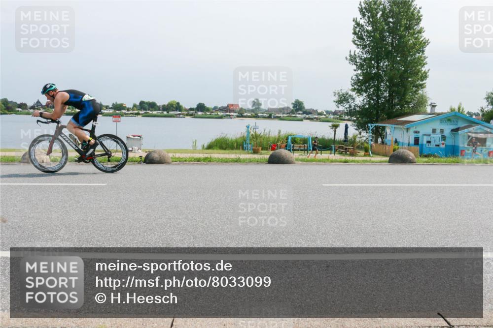 21.06.2025 - 27. Vierlanden-Triathlon H.Heesch http://msf.ph/oto/8033099 15.06.2025 11:40:00 Radfahren 654, 685, 711, 743 meine-sportfotos.de