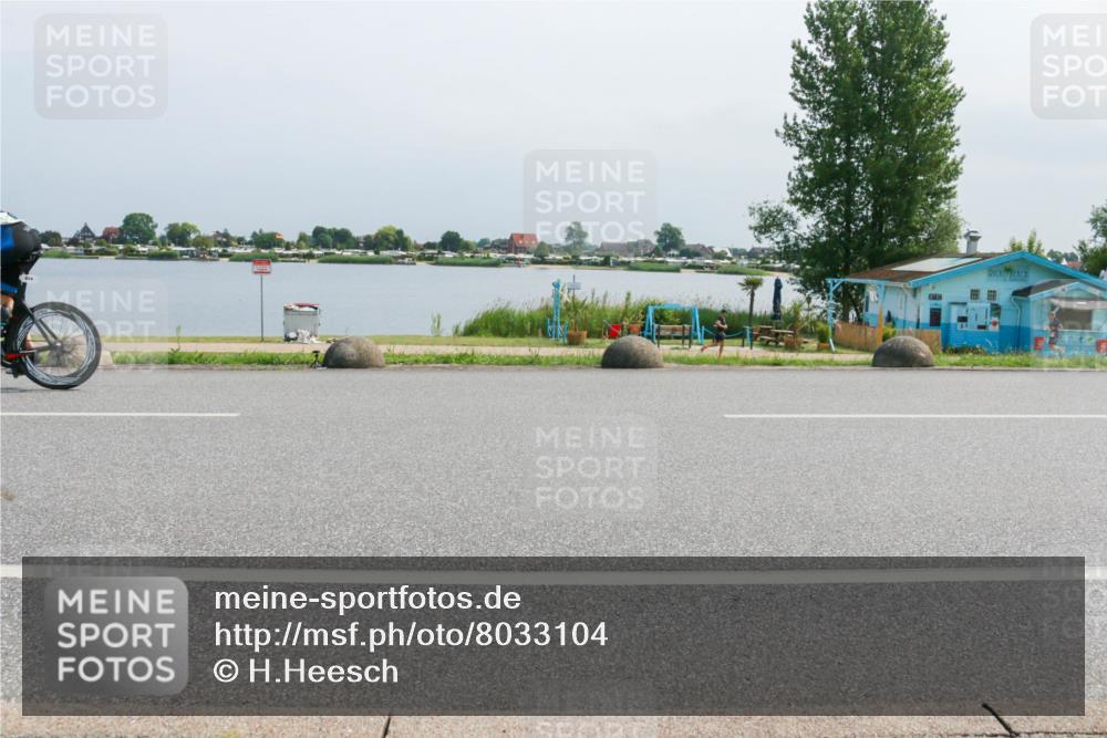 21.06.2025 - 27. Vierlanden-Triathlon H.Heesch http://msf.ph/oto/8033104 15.06.2025 11:40:00 Radfahren 654, 685, 711, 743 meine-sportfotos.de