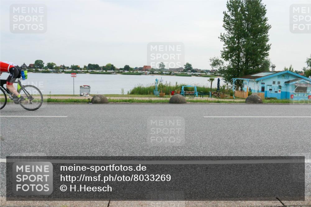 15.06.2025 - 27. Vierlanden-Triathlon H.Heesch http://msf.ph/oto/8033269 15.06.2025 10:41:34 Radfahren 106, 109, 127, 198, 351, 436 meine-sportfotos.de