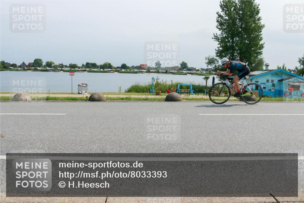 21.06.2025 - 27. Vierlanden-Triathlon H.Heesch http://msf.ph/oto/8033393 15.06.2025 11:40:27 Radfahren 707, 710, 740 meine-sportfotos.de