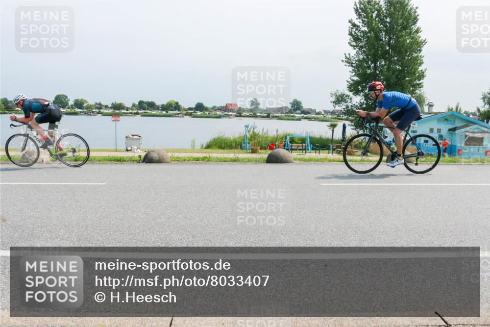 21.06.2025 - 27. Vierlanden-Triathlon H.Heesch http://msf.ph/oto/8033407 15.06.2025 11:40:28 Radfahren 647, 694, 707, 710, 740 meine-sportfotos.de