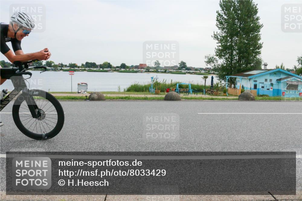 15.06.2025 - 27. Vierlanden-Triathlon H.Heesch http://msf.ph/oto/8033429 15.06.2025 10:41:42 Radfahren 22, 142, 172 meine-sportfotos.de