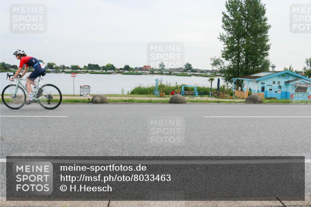 15.06.2025 - 27. Vierlanden-Triathlon H.Heesch http://msf.ph/oto/8033463 15.06.2025 10:41:47 Radfahren 22, 45, 93, 205 meine-sportfotos.de