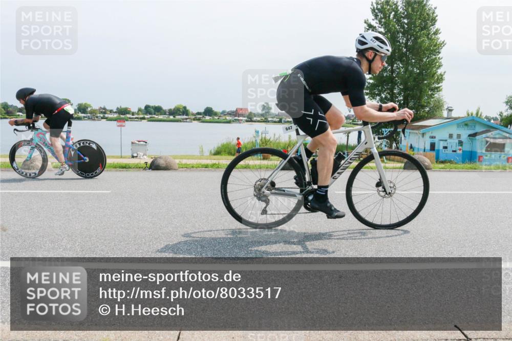 21.06.2025 - 27. Vierlanden-Triathlon H.Heesch http://msf.ph/oto/8033517 15.06.2025 11:40:33 Radfahren 206, 647, 678, 694, 707, 710, 740, 760 meine-sportfotos.de