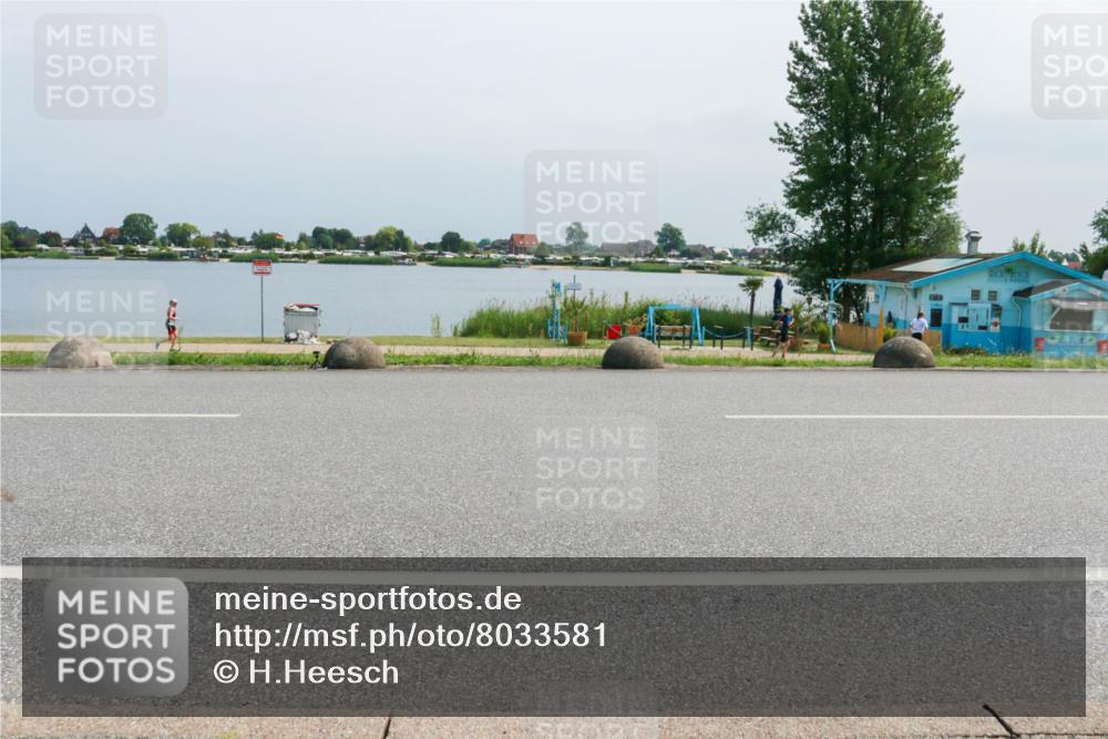 21.06.2025 - 27. Vierlanden-Triathlon H.Heesch http://msf.ph/oto/8033581 15.06.2025 11:40:53 Radfahren 162, 200, 722 meine-sportfotos.de