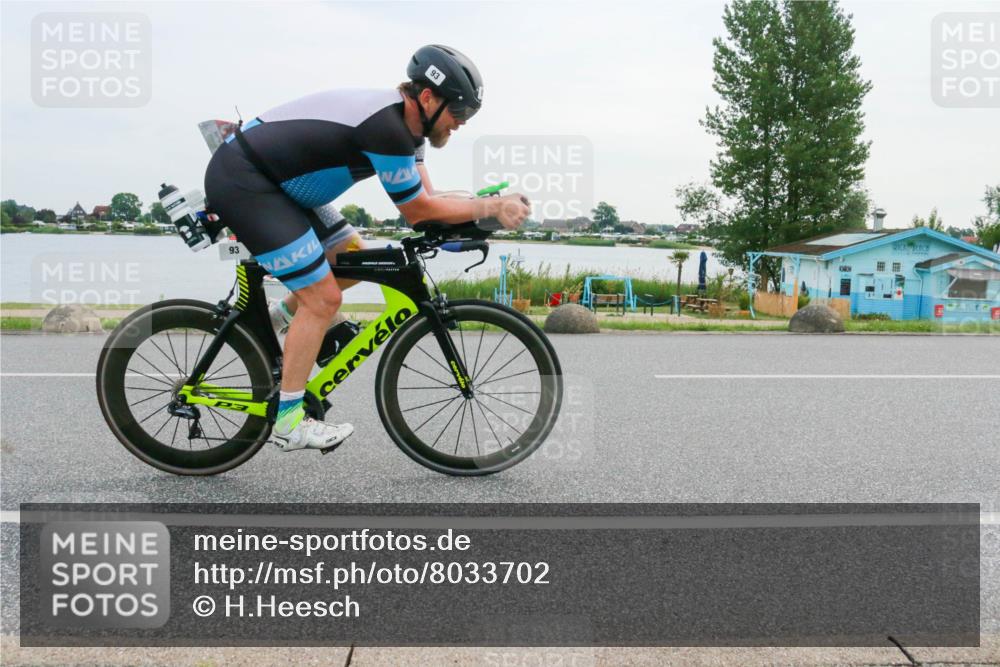 15.06.2025 - 27. Vierlanden-Triathlon H.Heesch http://msf.ph/oto/8033702 15.06.2025 10:41:48 Radfahren 45, 93, 134, 205 meine-sportfotos.de
