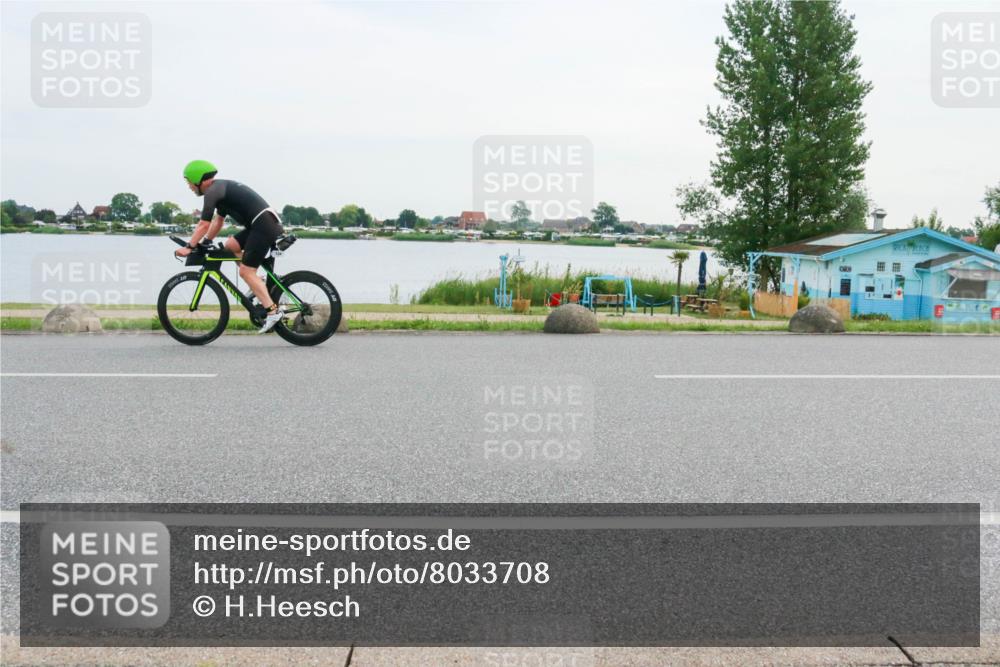 15.06.2025 - 27. Vierlanden-Triathlon H.Heesch http://msf.ph/oto/8033708 15.06.2025 10:41:49 Radfahren 45, 93, 121, 134, 205 meine-sportfotos.de