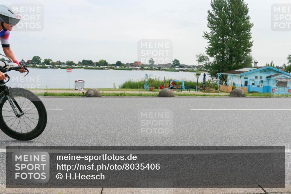 15.06.2025 - 27. Vierlanden-Triathlon H.Heesch http://msf.ph/oto/8035406 15.06.2025 10:45:02 Radfahren 188, 196, 233, 345, 437, 439, 467 meine-sportfotos.de