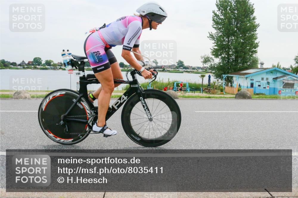 15.06.2025 - 27. Vierlanden-Triathlon H.Heesch http://msf.ph/oto/8035411 15.06.2025 10:45:03 Radfahren 188, 196, 233, 345, 360, 439 meine-sportfotos.de