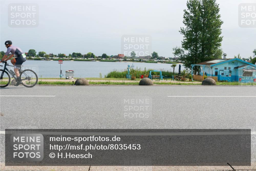 21.06.2025 - 27. Vierlanden-Triathlon H.Heesch http://msf.ph/oto/8035453 15.06.2025 11:44:02 Radfahren 691, 793, 820, 837 meine-sportfotos.de