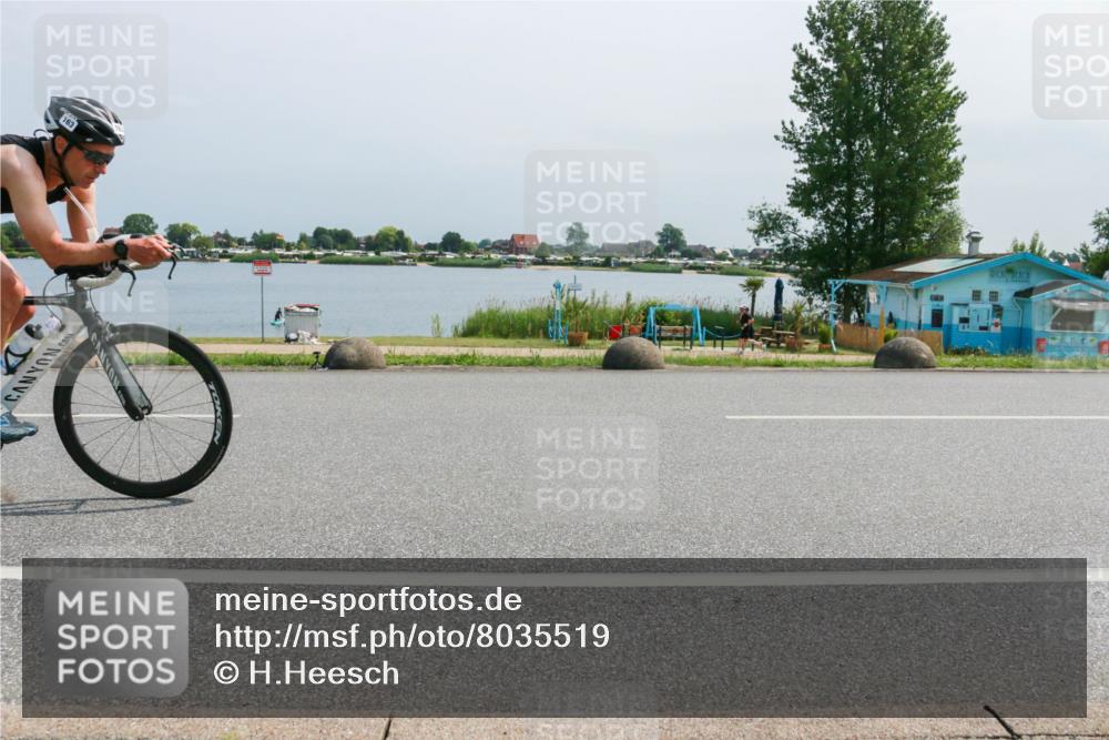 21.06.2025 - 27. Vierlanden-Triathlon H.Heesch http://msf.ph/oto/8035519 15.06.2025 11:44:07 Radfahren 163, 683, 691, 793, 820 meine-sportfotos.de