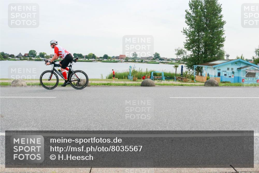 15.06.2025 - 27. Vierlanden-Triathlon H.Heesch http://msf.ph/oto/8035567 15.06.2025 10:45:17 Radfahren 97, 148, 218, 400 meine-sportfotos.de