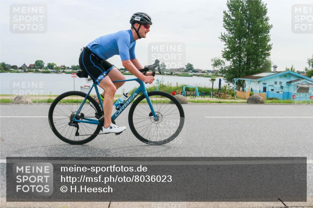 15.06.2025 - 27. Vierlanden-Triathlon H.Heesch http://msf.ph/oto/8036023 15.06.2025 10:47:18 Radfahren 83, 193, 296, 406 meine-sportfotos.de