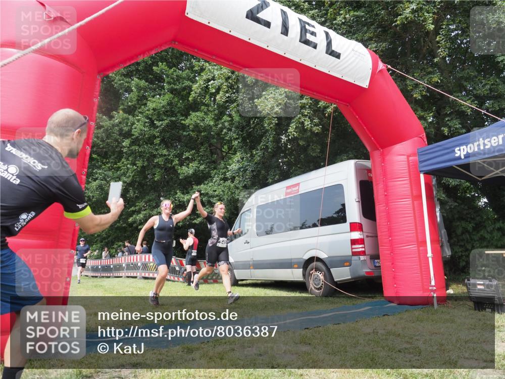 21.06.2025 - 27. Vierlanden-Triathlon KatJ http://msf.ph/oto/8036387 15.06.2025 11:25:19 Schwimmen  meine-sportfotos.de