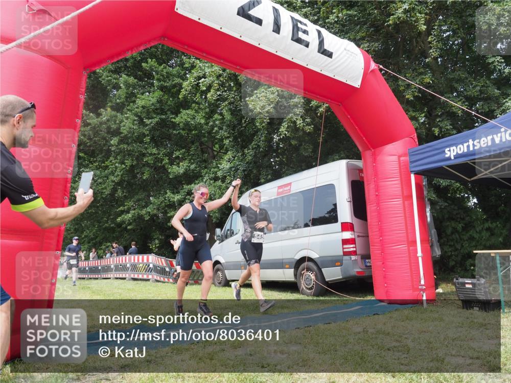21.06.2025 - 27. Vierlanden-Triathlon KatJ http://msf.ph/oto/8036401 15.06.2025 11:25:19 Schwimmen  meine-sportfotos.de