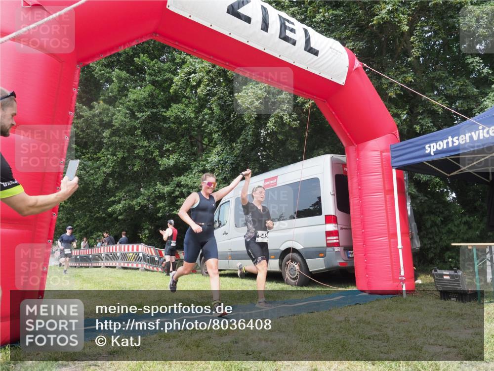 21.06.2025 - 27. Vierlanden-Triathlon KatJ http://msf.ph/oto/8036408 15.06.2025 11:25:19 Schwimmen  meine-sportfotos.de