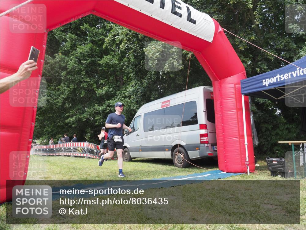 21.06.2025 - 27. Vierlanden-Triathlon KatJ http://msf.ph/oto/8036435 15.06.2025 11:25:22 Schwimmen  meine-sportfotos.de