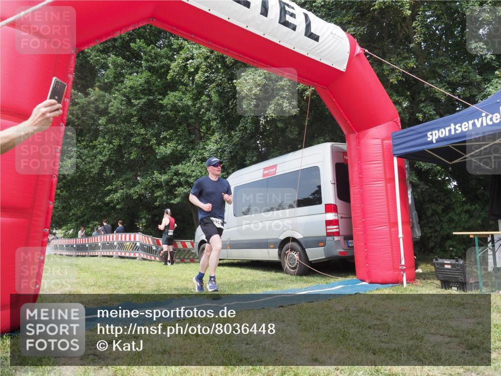 21.06.2025 - 27. Vierlanden-Triathlon KatJ http://msf.ph/oto/8036448 15.06.2025 11:25:22 Schwimmen  meine-sportfotos.de