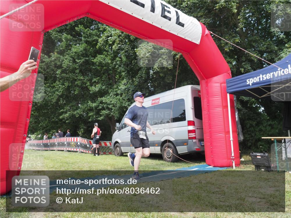 21.06.2025 - 27. Vierlanden-Triathlon KatJ http://msf.ph/oto/8036462 15.06.2025 11:25:23 Schwimmen  meine-sportfotos.de