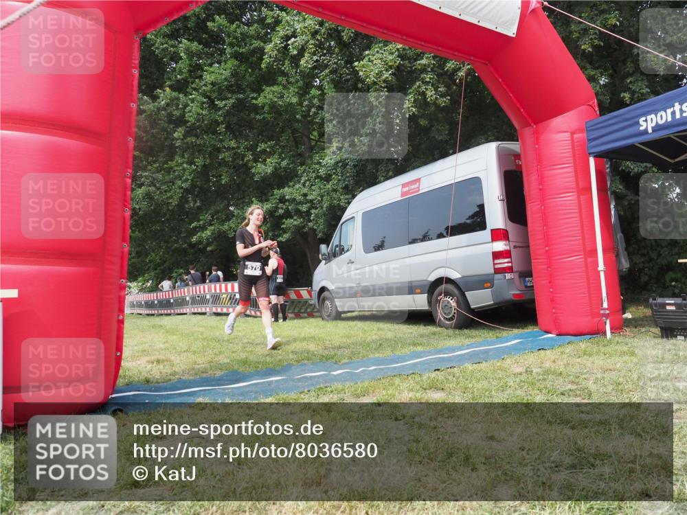 21.06.2025 - 27. Vierlanden-Triathlon KatJ http://msf.ph/oto/8036580 15.06.2025 11:25:34 Schwimmen  meine-sportfotos.de