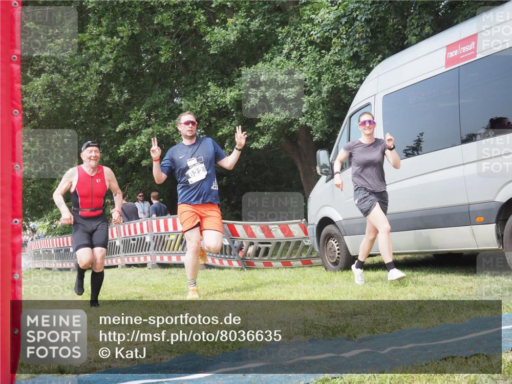 21.06.2025 - 27. Vierlanden-Triathlon KatJ http://msf.ph/oto/8036635 15.06.2025 11:25:50 Schwimmen  meine-sportfotos.de