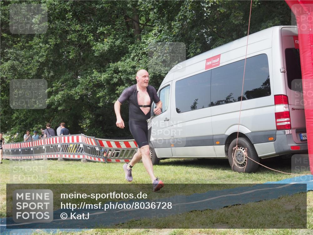 21.06.2025 - 27. Vierlanden-Triathlon KatJ http://msf.ph/oto/8036728 15.06.2025 11:26:05 Schwimmen  meine-sportfotos.de