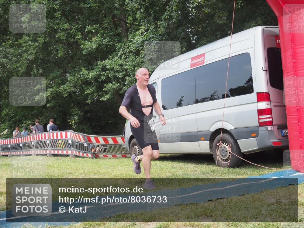 21.06.2025 - 27. Vierlanden-Triathlon KatJ http://msf.ph/oto/8036733 15.06.2025 11:26:05 Schwimmen  meine-sportfotos.de