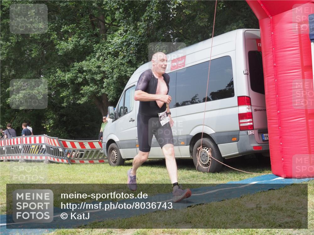 21.06.2025 - 27. Vierlanden-Triathlon KatJ http://msf.ph/oto/8036743 15.06.2025 11:26:05 Schwimmen  meine-sportfotos.de