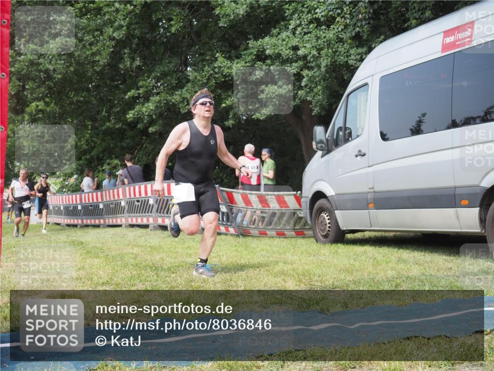 21.06.2025 - 27. Vierlanden-Triathlon KatJ http://msf.ph/oto/8036846 15.06.2025 11:26:26 Schwimmen  meine-sportfotos.de