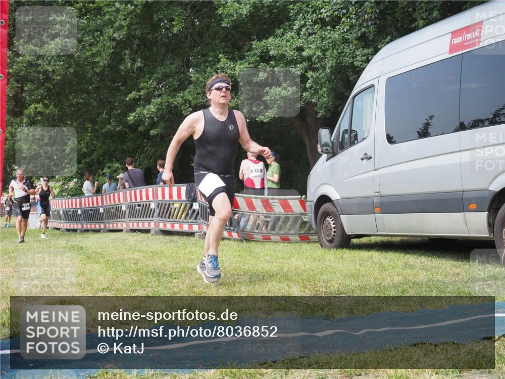 21.06.2025 - 27. Vierlanden-Triathlon KatJ http://msf.ph/oto/8036852 15.06.2025 11:26:26 Schwimmen  meine-sportfotos.de