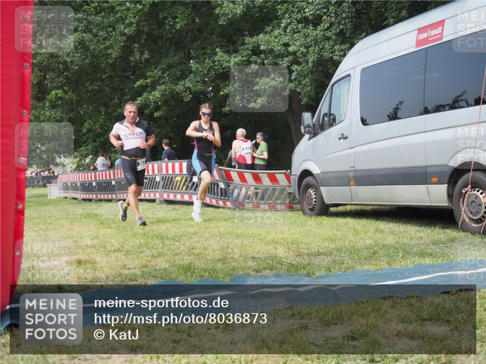 21.06.2025 - 27. Vierlanden-Triathlon KatJ http://msf.ph/oto/8036873 15.06.2025 11:26:29 Schwimmen  meine-sportfotos.de