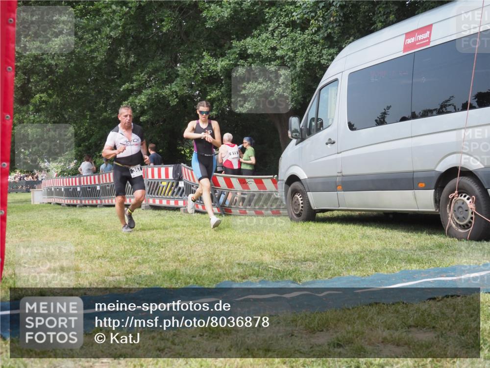 21.06.2025 - 27. Vierlanden-Triathlon KatJ http://msf.ph/oto/8036878 15.06.2025 11:26:29 Schwimmen  meine-sportfotos.de