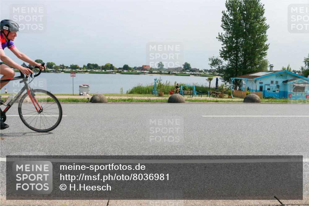 21.06.2025 - 27. Vierlanden-Triathlon H.Heesch http://msf.ph/oto/8036981 15.06.2025 11:47:06 Radfahren 647, 696, 710, 722, 734, 763, 831 meine-sportfotos.de