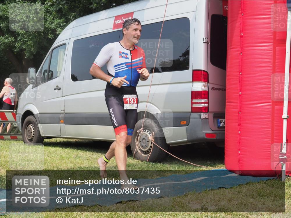 21.06.2025 - 27. Vierlanden-Triathlon KatJ http://msf.ph/oto/8037435 15.06.2025 11:28:05 Schwimmen  meine-sportfotos.de