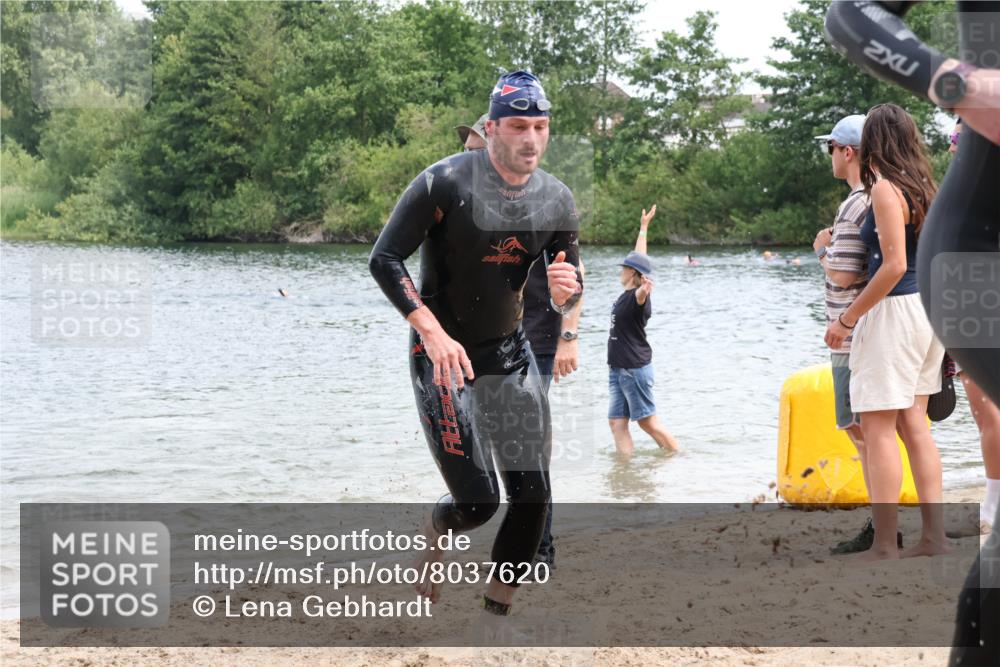 21.06.2025 - 27. Vierlanden-Triathlon Lena Gebhardt http://msf.ph/oto/8037620 15.06.2025 12:06:34 Schwimmen 1014, 1015, 1016, 1017, 1019, 1020, 1021, 1022, 1023 meine-sportfotos.de