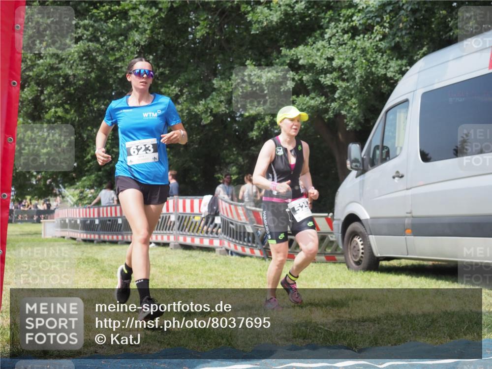 21.06.2025 - 27. Vierlanden-Triathlon KatJ http://msf.ph/oto/8037695 15.06.2025 11:29:00 Schwimmen  meine-sportfotos.de