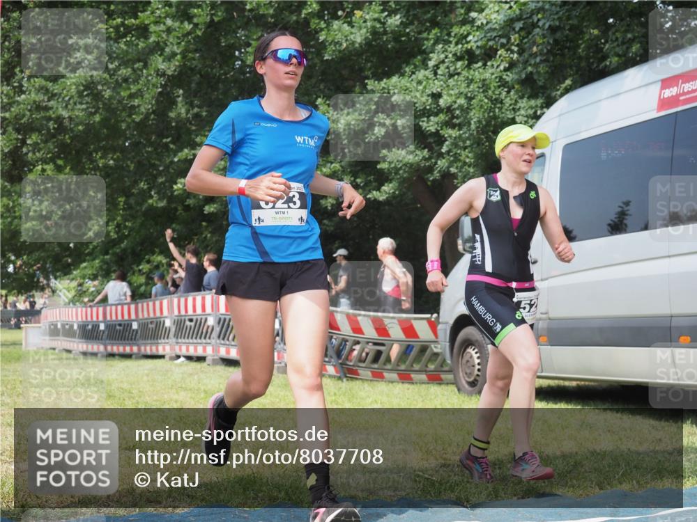 21.06.2025 - 27. Vierlanden-Triathlon KatJ http://msf.ph/oto/8037708 15.06.2025 11:29:00 Schwimmen  meine-sportfotos.de