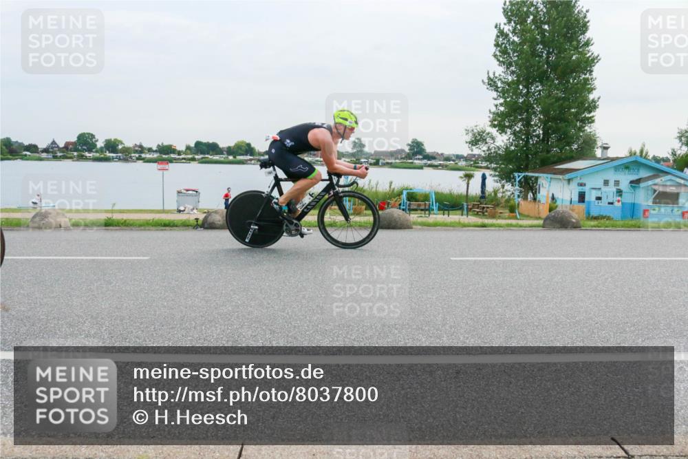 15.06.2025 - 27. Vierlanden-Triathlon H.Heesch http://msf.ph/oto/8037800 15.06.2025 10:53:40 Radfahren 70, 113, 181, 201, 290 meine-sportfotos.de