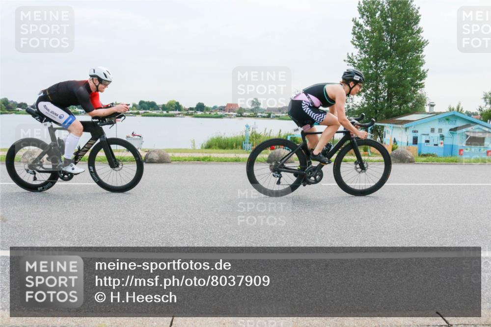 15.06.2025 - 27. Vierlanden-Triathlon H.Heesch http://msf.ph/oto/8037909 15.06.2025 10:54:06 Radfahren 69, 85, 362, 509, 565, 622, 631 meine-sportfotos.de