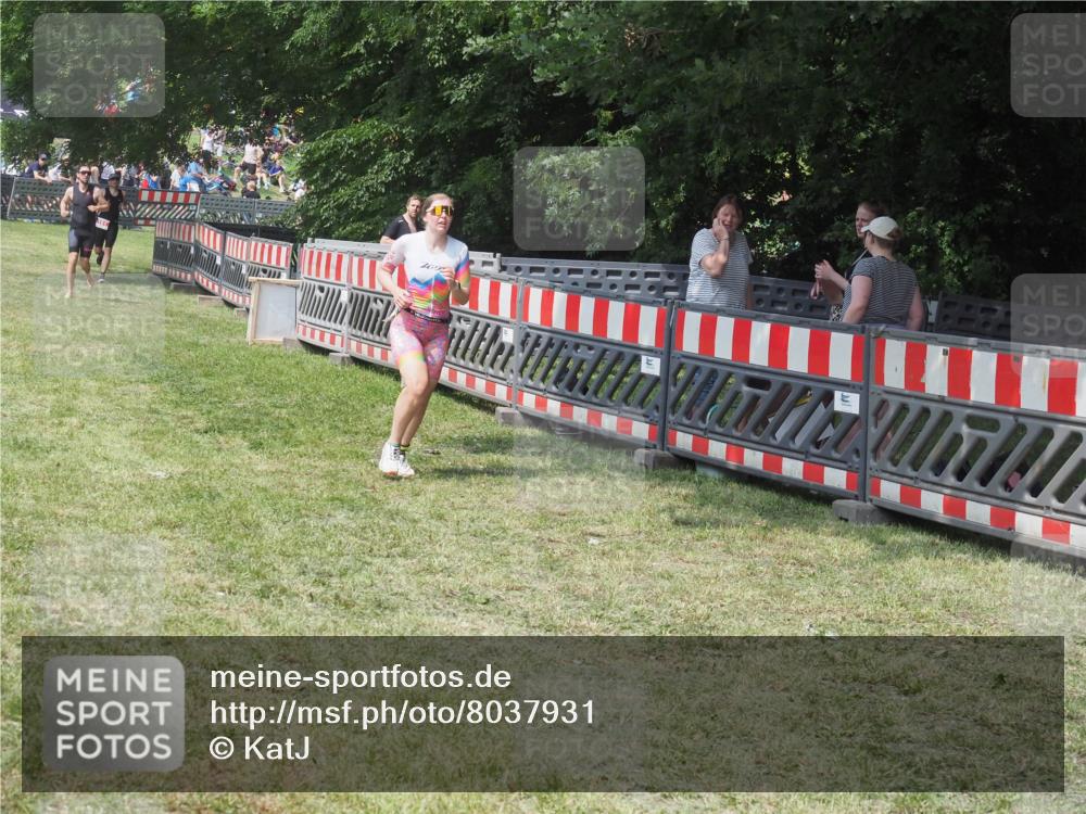 21.06.2025 - 27. Vierlanden-Triathlon KatJ http://msf.ph/oto/8037931 15.06.2025 11:31:08 Schwimmen  meine-sportfotos.de