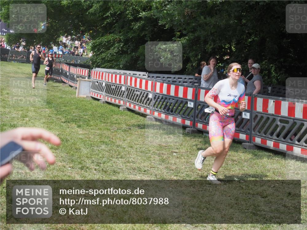 21.06.2025 - 27. Vierlanden-Triathlon KatJ http://msf.ph/oto/8037988 15.06.2025 11:31:09 Schwimmen  meine-sportfotos.de