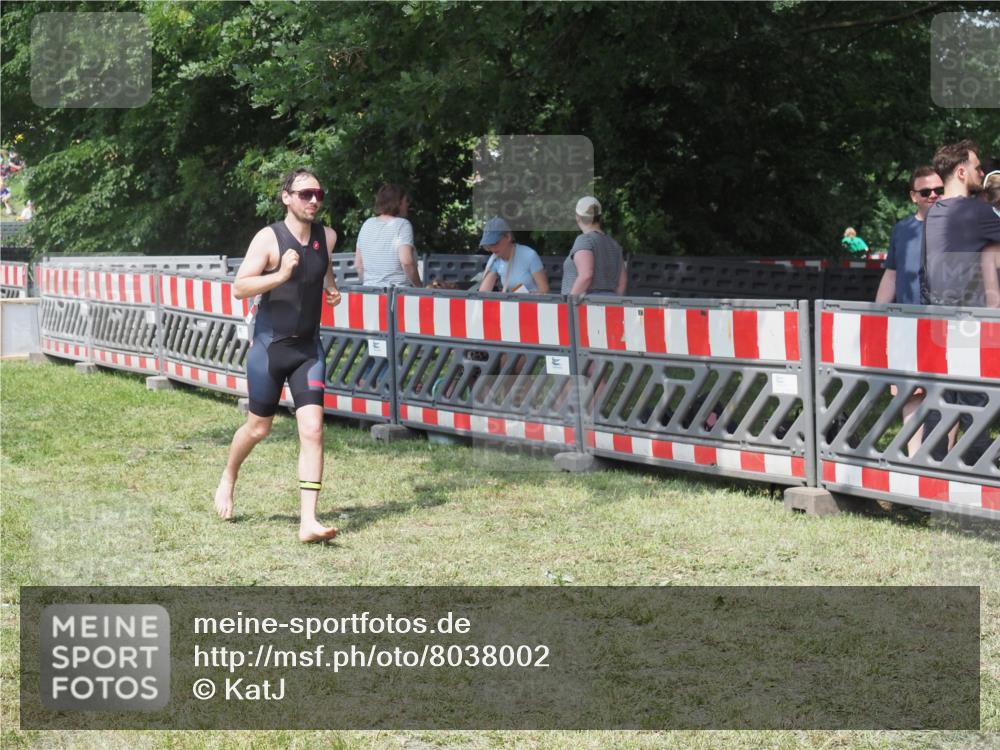 21.06.2025 - 27. Vierlanden-Triathlon KatJ http://msf.ph/oto/8038002 15.06.2025 11:31:15 Schwimmen  meine-sportfotos.de